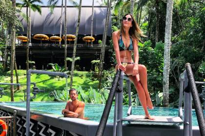 Baños con inodoros en forma de trono: piscinas privadas en medio de un entorno selvático y vista a campos de arrozales: este es el mejor hotel del mundo de 2020