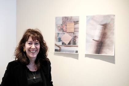 La artista Lorena Marchetti y sus fotografías impresas sobre papel de póster: se venden por 1000 pesos