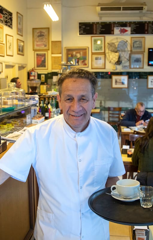 Bar notable de Buenos Aires, "Mar Azul"