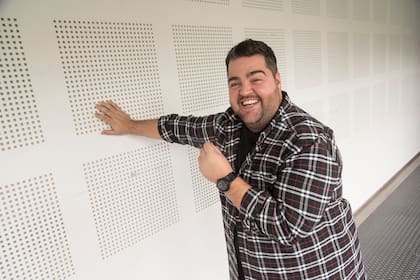 Barassi vuelve a la pantalla chica con un programa de entretenimientos