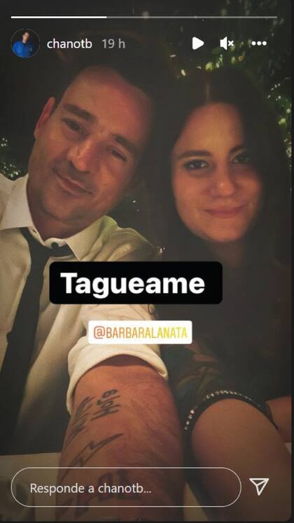 Bárbara Lanata y Santiago "Chano" Charpentier en el casamiento de Jorge y Elba