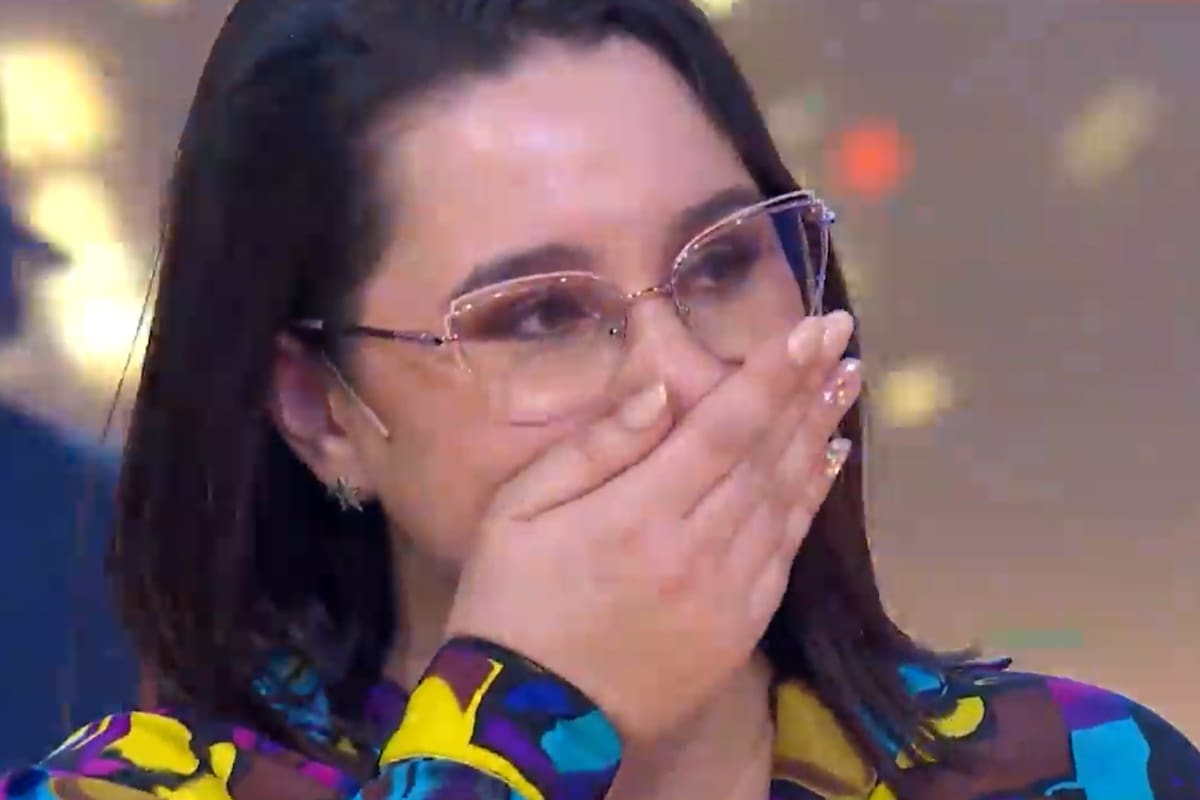 Bárbara no contuvo la emoción a ganar el premio (Captura video)
