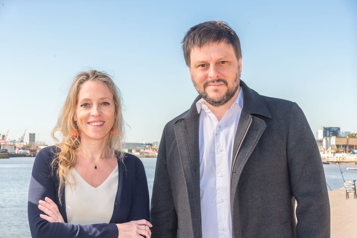 Bárbara Rossen es arquitecta egresada de la FADU, se desempeñó como Directora General de Infraestructura Ministerio de Educación de la Nación y fue miembro de la Dirección General de Proyectos Especiales de la Anses