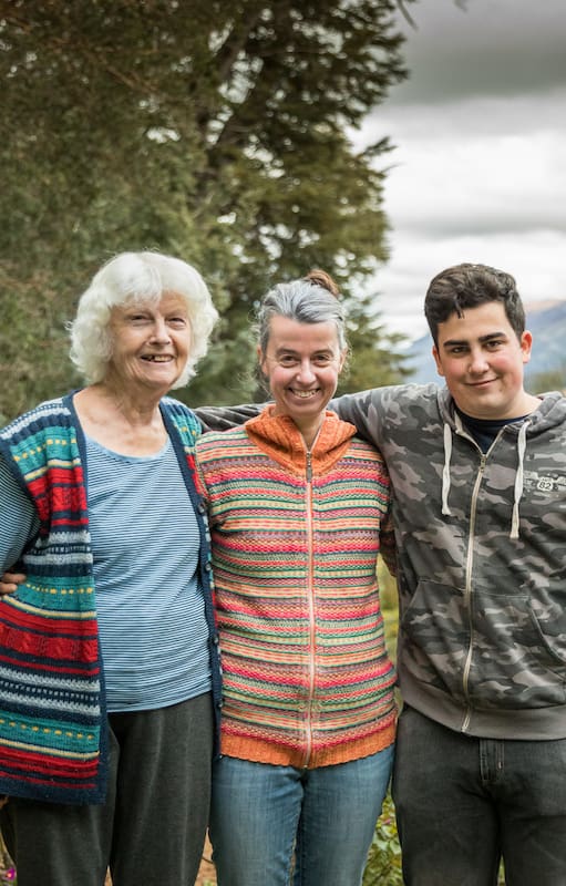 Bárbara, Sabina y Tomás: tres generaciones al frente de Paila-Co.