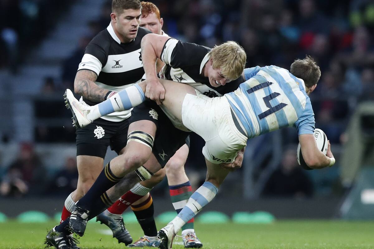 Barbarianss vs Los Pumas.