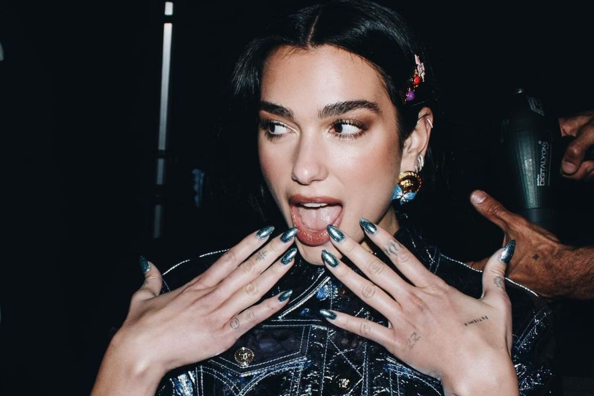 Barbiecore, la tendencia que tiene como protagonista a Dua Lipa y genera sensación entre sus seguidores