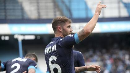 Barbieri, un estudioso del fútbol en la Academia