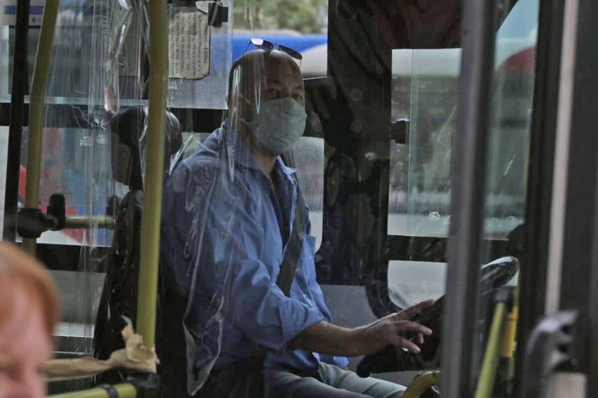 Barbijos controles estación de tren Once