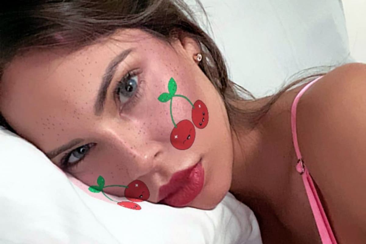 Barby Franco eligió un vestido muy jugado para su regreso a Pampita Online.