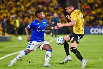Barcelona no pudo con Cruzeiro y debe sumar puntos ante Boca para no hundirse en el fondo de la tabla