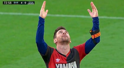 Barcelona-Osasuna, liga de España: el homenaje a Diego Maradona y el ensayo de la "Mano de Dios" y la camiseta de Newells
