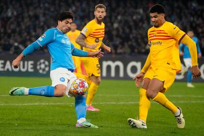 Barcelona recibe a Napoli en el desquite de los octavos de la Champions League