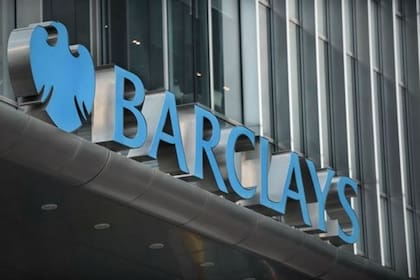 Barclay's señaló que los vencimientos en dólares de los próximos años superan la liquidez disponible