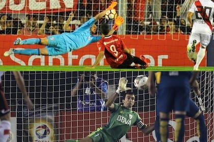 Barovero y Armani, las atajadas similares ante Gigliotti