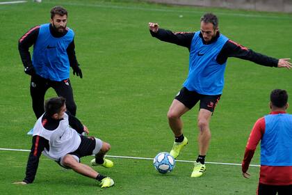 Barras bravas "visitaron" el entrenamiento de San Lorenzo