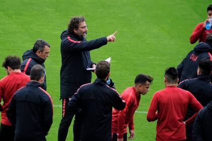 Barras bravas "visitaron" el entrenamiento de San Lorenzo