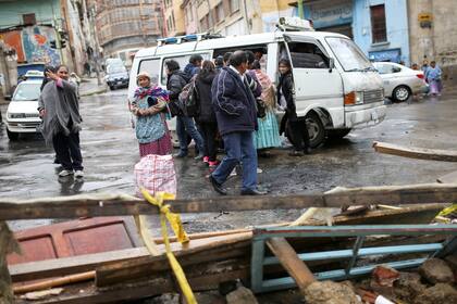 Barricadas, negocios cerrados, destruidos y saqueados en La Paz