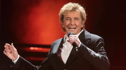 Barry Manilow salió del closet a los 73 años
