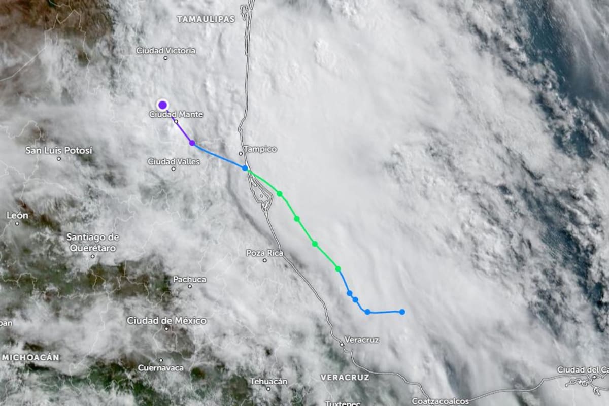 Barry, ya degradado a remanentes, avanza hacia el noroeste de México a 19 km/h