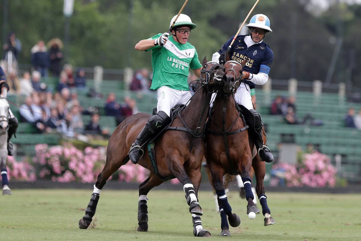 Bartolomé Castagnola, de La Natividad y Adolfo Cambiaso, de La Dolfina