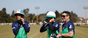 Reapareció Lolo Castagnola y sus hijos y Poroto Cambiaso dependieron de él para abrir la victoria en el inicio del Jockey