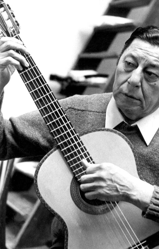 Atahualpa Yupanqui, el maestro de la contemplación: su icónica canción nació luego de una breve charla con un arriero y de la frase que éste le dejó y que don Ata rápidamente anotó
