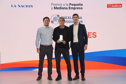 Bascougnet, líder de Adquisición Pyme de Galicia, Fabio Mariconi, CEO de Apolo Balines y Agustín Berges, Gerente Comercial de LA NACION