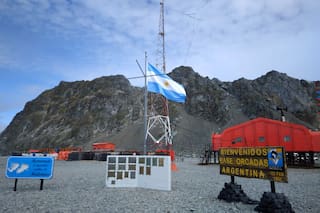 ¿Cuántas bases de investigación argentinas hay actualmente en la Antártida?