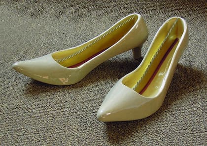 Base (Zapatos de Hilda Godot), obra de de Sofía Durrieu que exhibirá la galería Sputnik en Barrio Joven