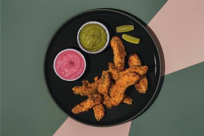 Bastones de palta rebozados en panko.