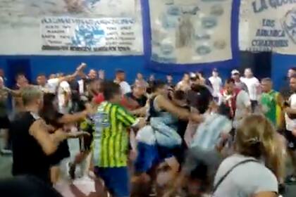 Batalla campal durante un partido de baby fútbol en La Matanza