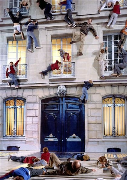 Bâtiment, Leandro Erlich, 2004