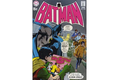 Batman resuelve el misterio Beatle más importante: La (supuesta) muerte de Paul McCartney. Dibujo de Neal Adams.