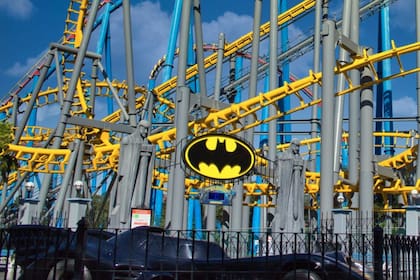 Batman Ride es una de las principales atracciones en Six Flags México, que compartió este martes en su cuenta de Instagram un video inquietante