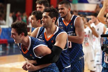 Bauru festejó ante Quimsa