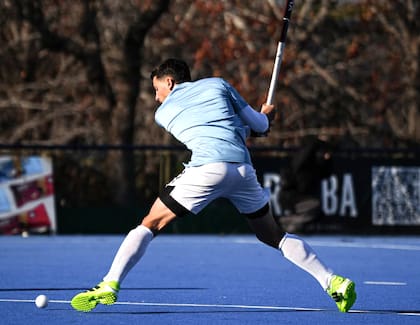 Bautista Capurro fue forjando su técnica de definición con Nicolás della Torre, actual compañero de selección, y con su padre, Santiago, exjugador de la selección