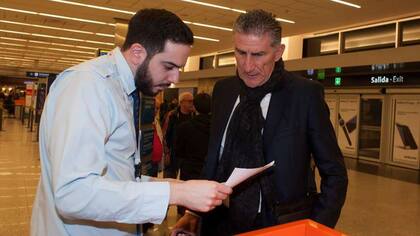 Bauza regresó al país tras su gira por Europa