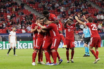 Bayern Múnich dio vuelta el marcador y derrotó por 2-1 a Sevilla, en la Supercopa de Europa