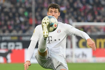Bayern Múnich lidera la tabla con 55 unidades y busca su octavo título en fila