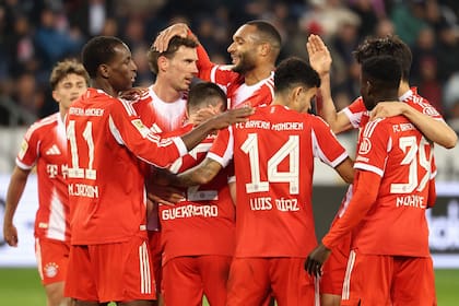 Bayern quedó a un paso del título de campeón de la Bundesliga luego del 5-0 sobre St. Pauli como visitante; ya acumula 105 goles en la temporada.