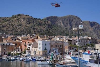 La serenidad de Porticello se ha visto interrumpida por la gran operación de rescate.