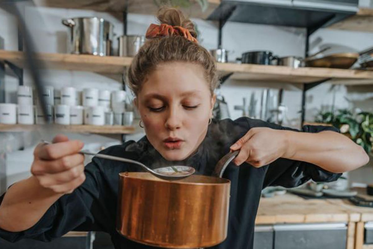 BBC; BBC MUndo; Brócoli; Sociedad; papilas gustativas.; lengua; boca; Sabor amargo; sabor dulce; amargor;