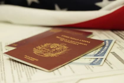 BBC Mundo tuvo conocimiento de varias personas a las que les fueron anulados sus pasaportes.