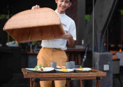 Beach Grill es el restaurante de playa del Ritz Carlton Langkawi, especializado en pescados y mariscos.