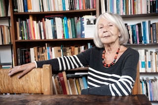 Cajas con fotos, papeles y unos cuatro mil libros de la biblioteca de la intelectual ya están en el CeDInCi, donde fue velada