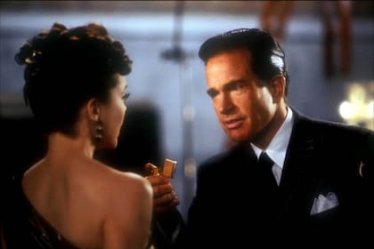 Annette Bening y Warren Beatty en Bugsy