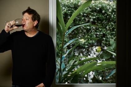 Bebe Contepomi, periodista y productor especializado en música, debuta en el mundo del vino con su propia marca