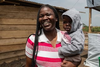 Bebé de 16 meses y su madre se recuperan de ébola en Congo