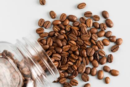 Beber café negro se relacionó con una menor probabilidad de diabetes tipo 2, enfermedad cardíaca, accidente cerebrovascular e insuficiencia cardíaca