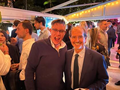 Beeple en Miami con Silvio Micali, fundador de Algorand